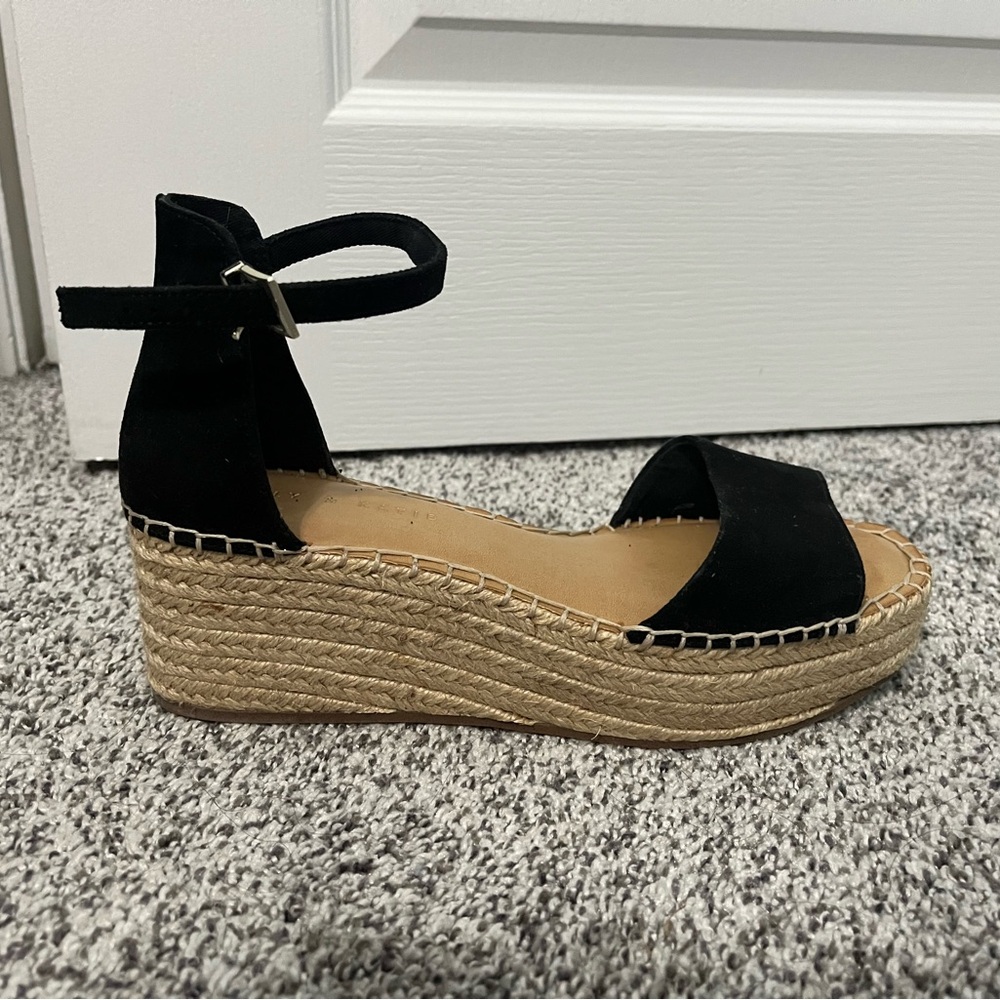 Kelly & Katie platform sandals with adjustable strap